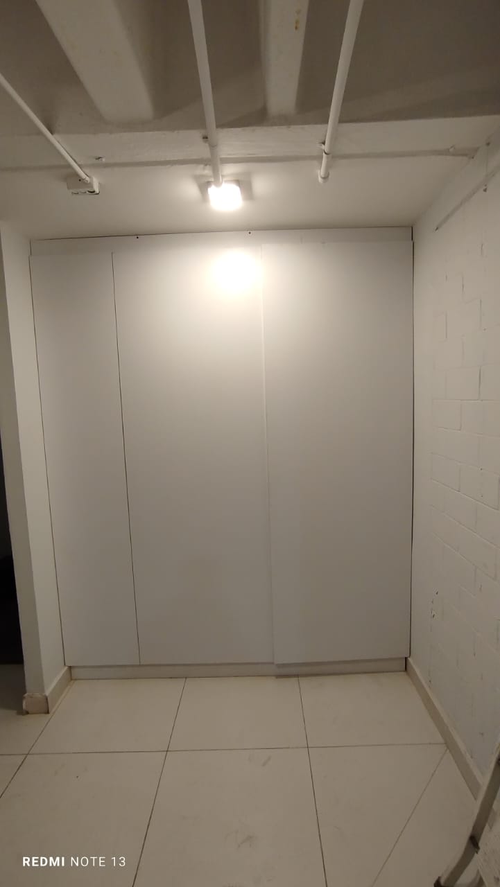 Closet 10
