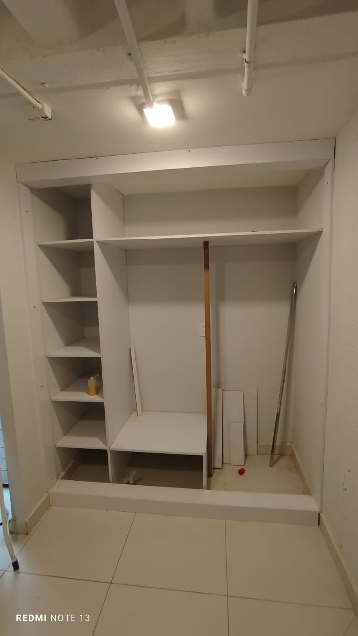 Closet 8