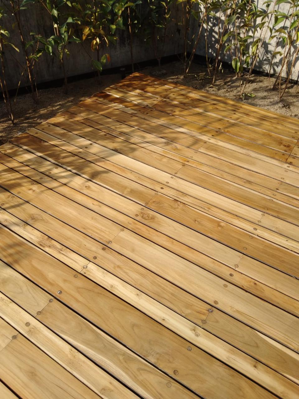 Deck 9